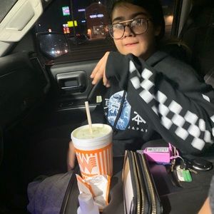 Meet your Posher, Melissa